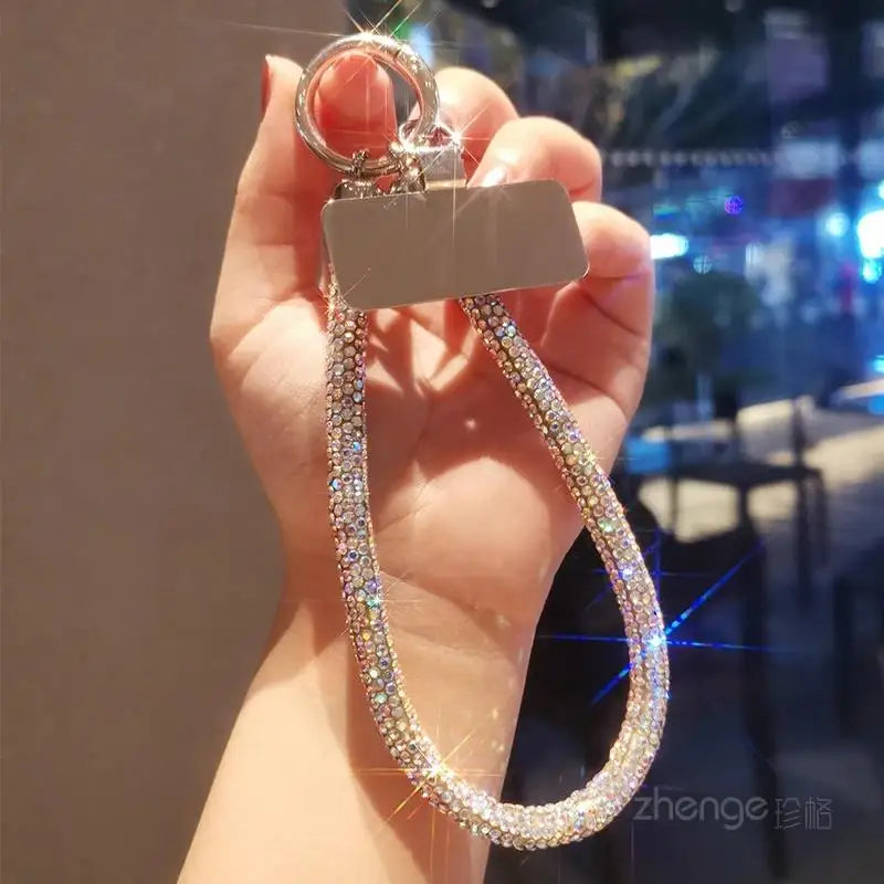 1pcs Short Full Diamond Mobile Phone Lanyard Women's Small Fragrant Wind Short Wrist Case Universal Anyard Metal Clip Lanyard DY