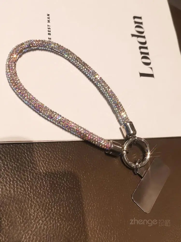 1pcs Short Full Diamond Mobile Phone Lanyard Women's Small Fragrant Wind Short Wrist Case Universal Anyard Metal Clip Lanyard DY